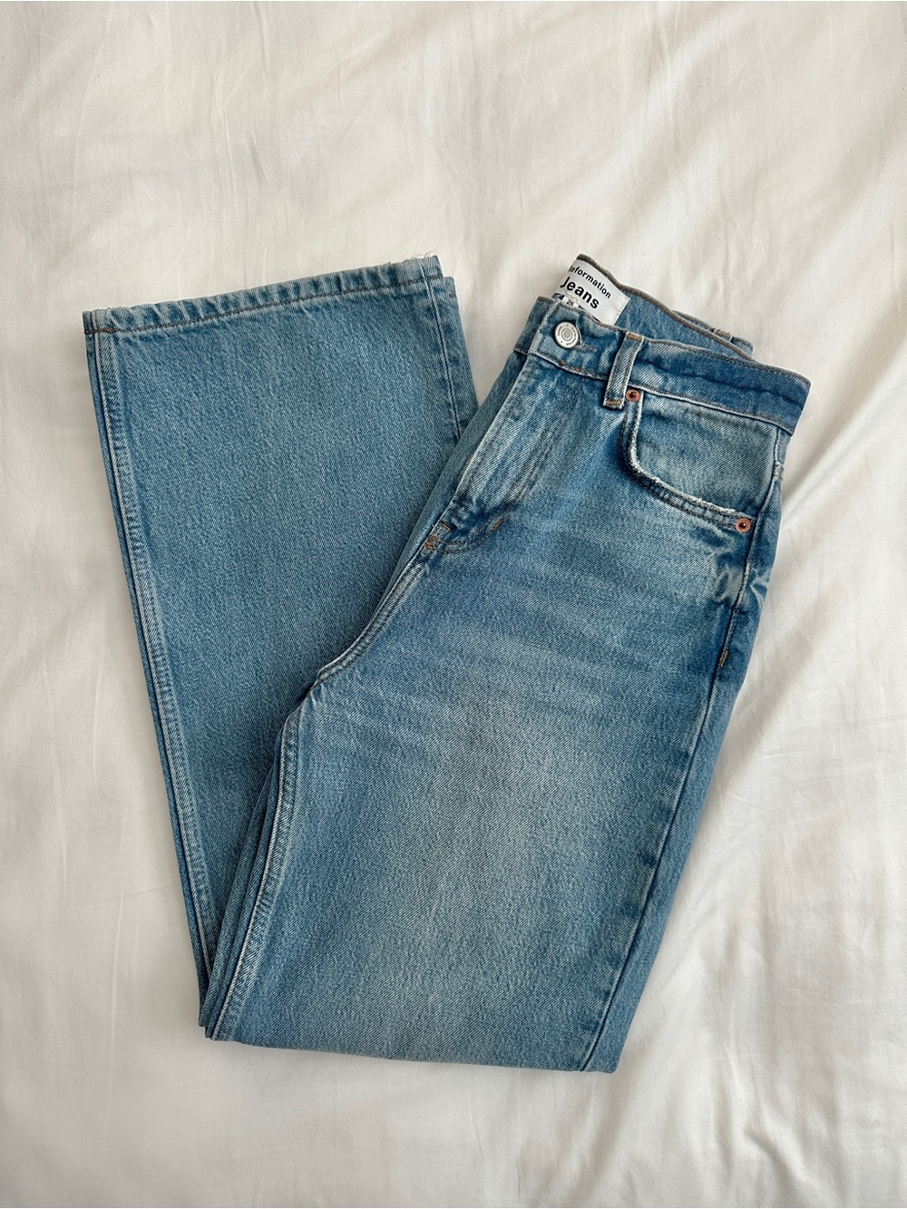 Reformation Wilder Wide Leg Jeans in excellent condition